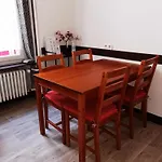 Les Camelias Apartment